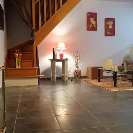 Mirabelle Apartment *